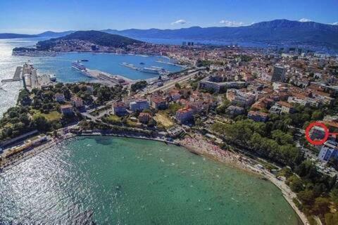 Studio At Bacvice Beach Split Exterior photo
